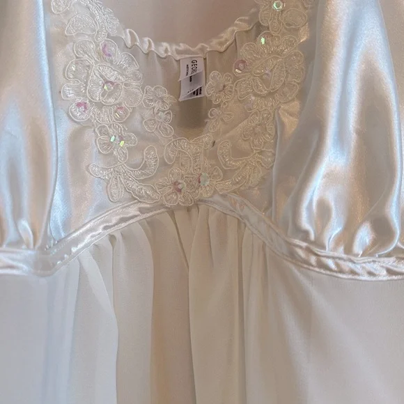 George | Intimates - Picture 4 of 5